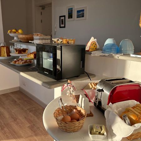 Garibaldi R&B Bed & Breakfast Messina Bagian luar foto