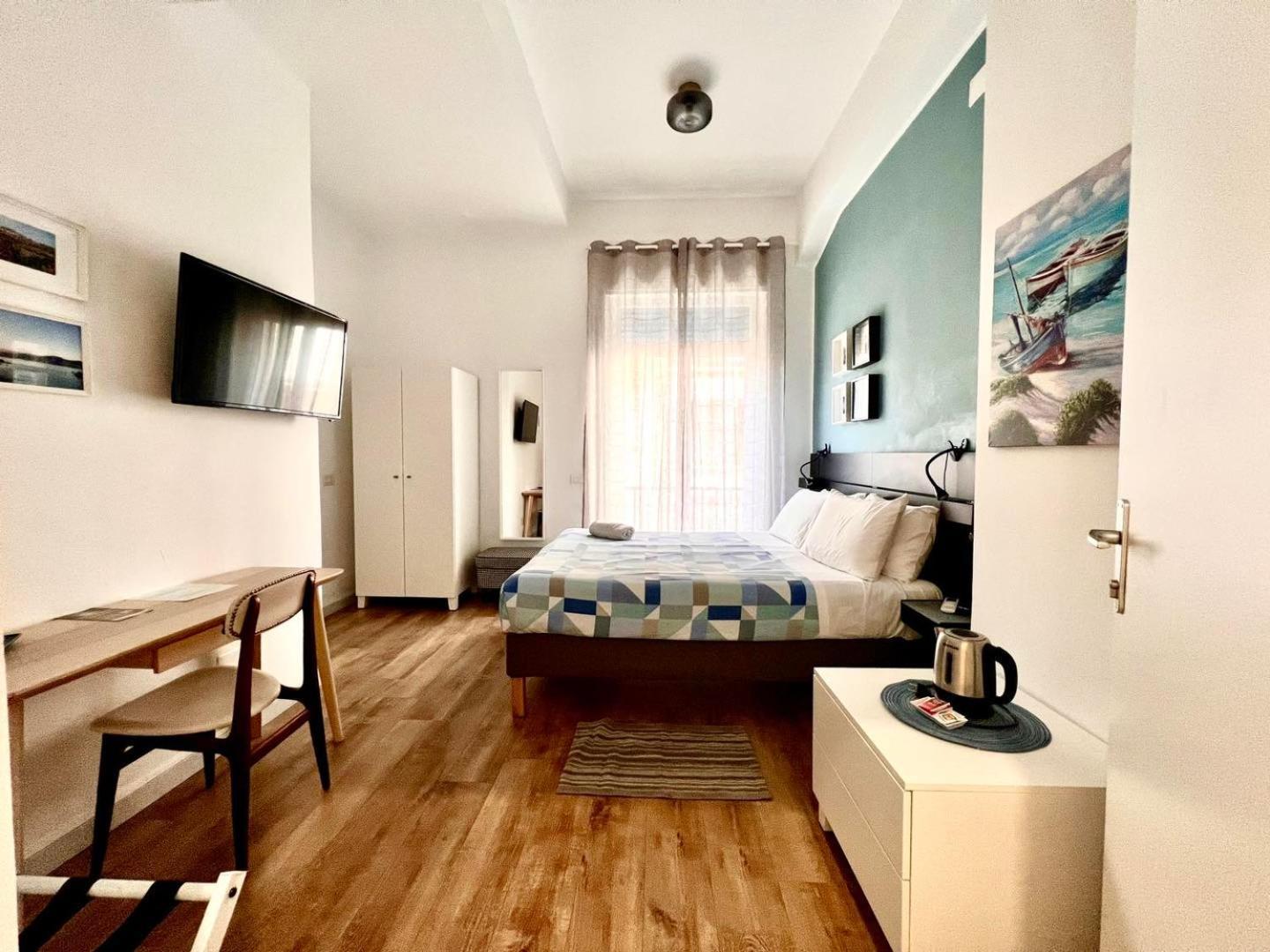 Garibaldi R&B Bed & Breakfast Messina Bagian luar foto