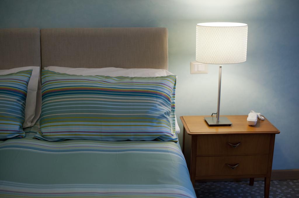 Garibaldi R&B Bed & Breakfast Messina Ruang foto