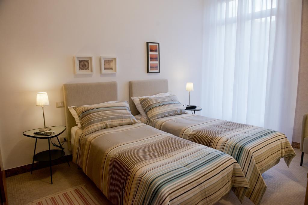 Garibaldi R&B Bed & Breakfast Messina Ruang foto