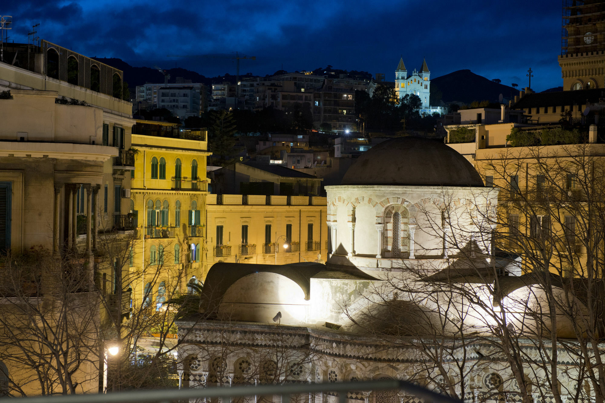 Garibaldi R&B Bed & Breakfast Messina Bagian luar foto